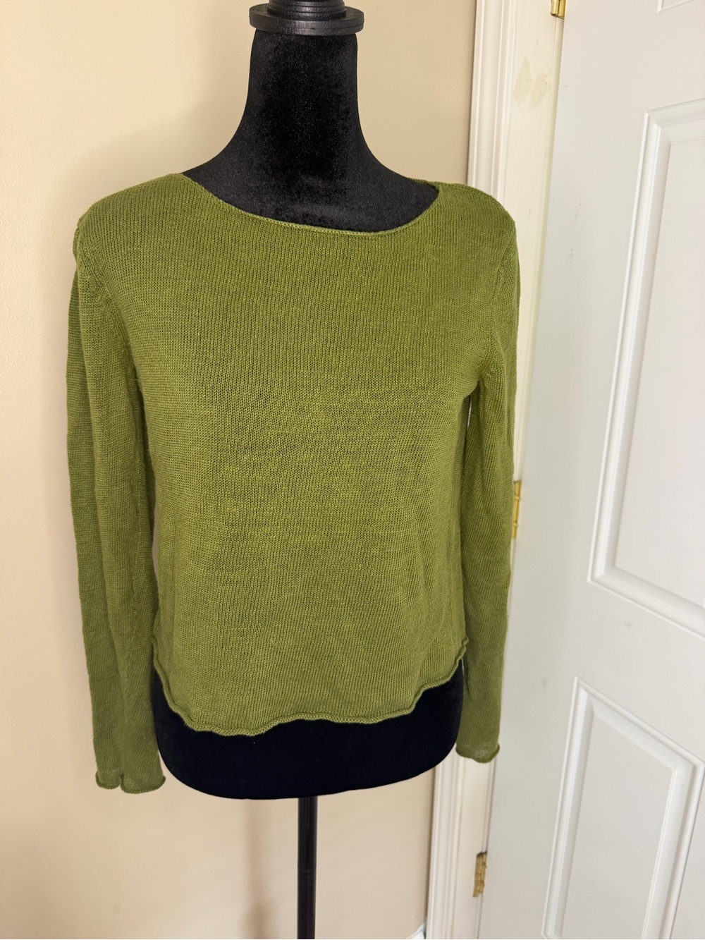 Eileen Fisher Olive Green 100% Linen Light Knit Boatneck Sweater Size XS